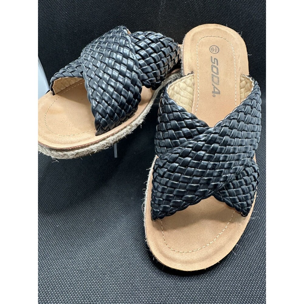 SODA Sandals Women’s 6.5M Black Woven Crisscross Slip-On Casual Comfortable